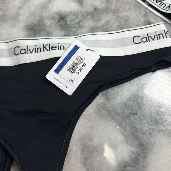 Calvin Klein Modern Cotton Lightly Lined Triangle Bralette & thong size X-Large - Picture 5 of 6